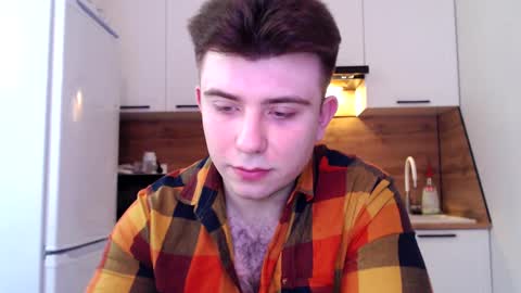 Snapshot of honey_furry chatting on 1, 3, 2025 Wolfy online show from 1, 3, 2025