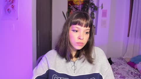 Snapshot of honey_hoe chatting on 17, 12, 2024 Lau online show from 17, 12, 2024