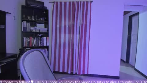 Snapshot of honey_hoe chatting on 19, 11, 2025 Lau online show from 19, 11, 2025