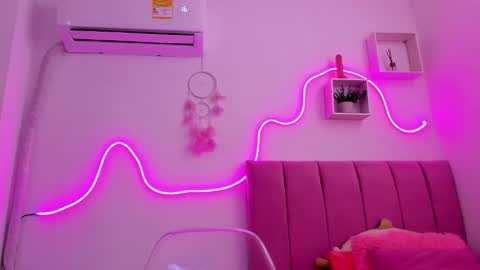 Snapshot of honey_jhenna chatting on 31, 10, 2025 Jhenna martinez online show from 31, 10, 2025