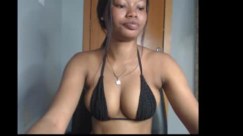 Snapshot of honey_juicydoll chatting on 10, 2, 2026 Sonia online show from 10, 2, 2026