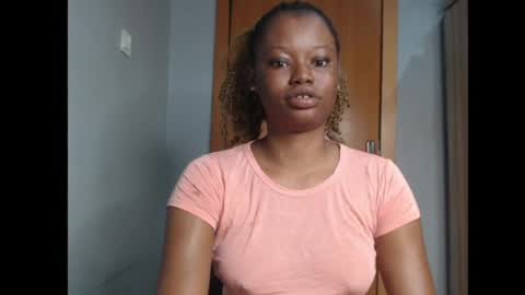 Snapshot of honey_juicydoll chatting on 16, 6, 2026 Sonia online show from 16, 6, 2026