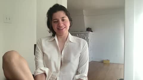 honey_laila online show from 9, 3, 2025