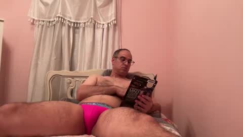 Snapshot of honey_man14 chatting on 6, 11, 2025 honey_man14 online show from 6, 11, 2025