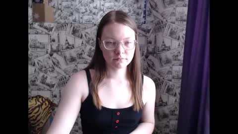 Snapshot of honey_mood chatting on 20, 2, 2025 Lina online show from 20, 2, 2025