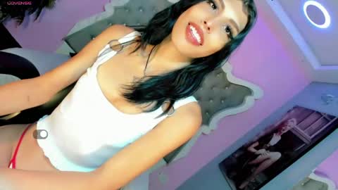 honey_moontsts online show from 8, 5, 2026