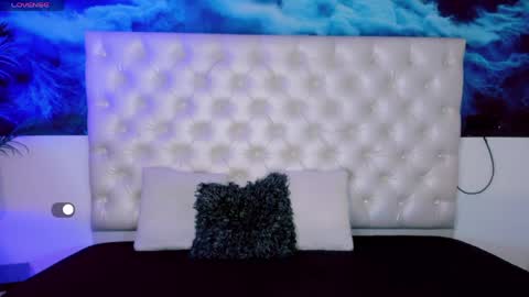 honey_moontsts online show from 21, 5, 2026
