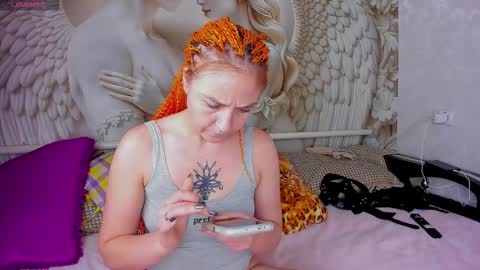 Snapshot of honey_rabbits chatting on 5, 10, 2025 CHRISTIE and HERALD online show from 5, 10, 2025