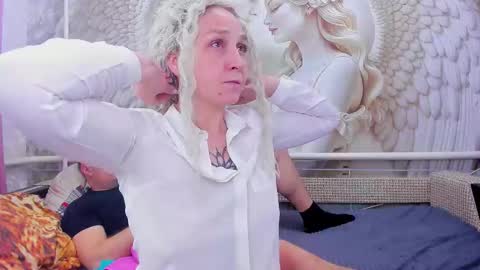 CHRISTIE and HERALD online show from 8, 1, 2026