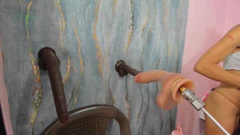 Snapshot of honey_sofii_ chatting on 23, 9, 2025 honey_sofii_ online show from 23, 9, 2025