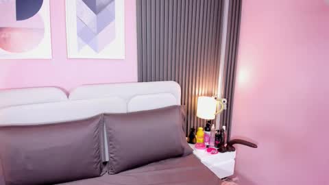 Snapshot of honey_sofii_ chatting on 17, 10, 2025 honey_sofii_ online show from 17, 10, 2025