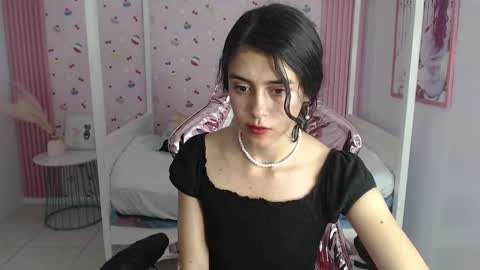 Snapshot of honey_torres_sub chatting on 7, 1, 2025 HONEY online show from 7, 1, 2025