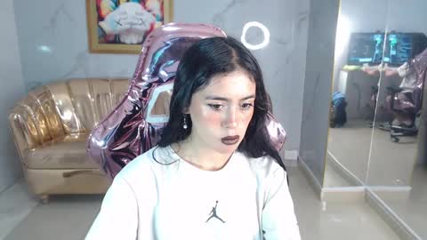 Snapshot of honey_torres_sub chatting on 29, 1, 2025 HONEY online show from 29, 1, 2025