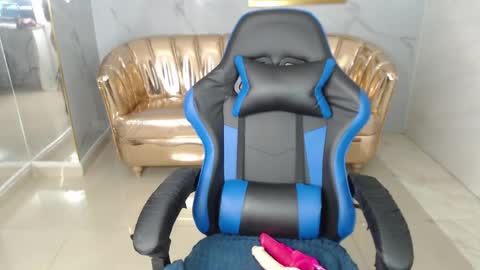 Snapshot of honey_torres_sub chatting on 10, 3, 2025 HONEY online show from 10, 3, 2025