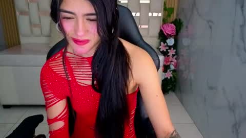 HONEY  online show from 25, 7, 2026