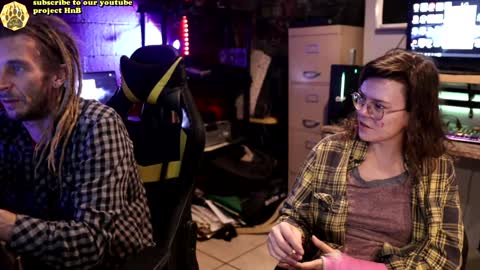 Snapshot of honeyand_thebear chatting on 7, 12, 2024 Honey and Bear online show from 7, 12, 2024