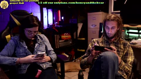 Snapshot of honeyand_thebear chatting on 10, 1, 2025 Honey and Bear online show from 10, 1, 2025