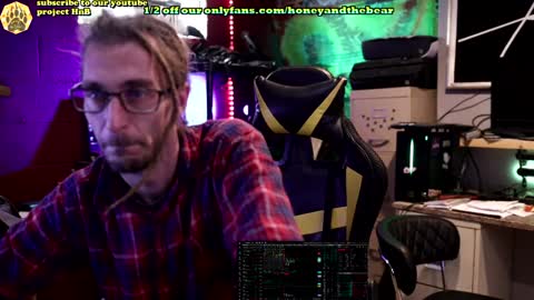 Snapshot of honeyand_thebear chatting on 5, 2, 2025 Honey and Bear online show from 5, 2, 2025