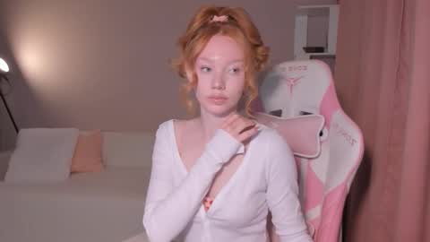 honeyautumn online show from 2, 10, 2025