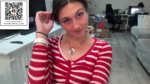Snapshot of honeybelle8 chatting on 5, 12, 2024 belle brunette online show from 5, 12, 2024