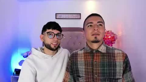 Snapshot of honeyboys_x chatting on 15, 1, 2026 Camilo Sebas online show from 15, 1, 2026