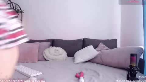 HoneyCarrol online show from 30, 10, 2025