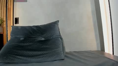 Sofia independent model online show from 7, 2, 2026