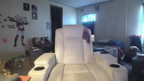 Snapshot of honeylovelace777 chatting on 23, 10, 2025 Heather Lovelace online show from 23, 10, 2025