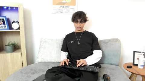 Snapshot of honeymoon_sariel chatting on 10, 9, 2025 honeymoon_sariel online show from 10, 9, 2025