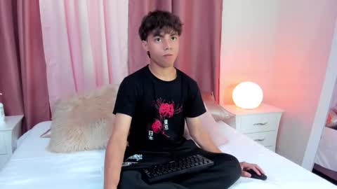 Snapshot of honeymoon_sariel chatting on 30, 10, 2025 honeymoon_sariel online show from 30, 10, 2025