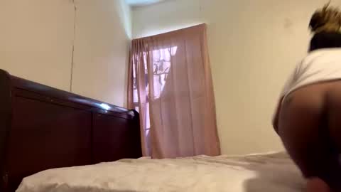 honeypott01 online show from 17, 11, 2025