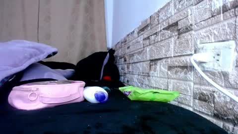 Victoria online show from 13, 4, 2026