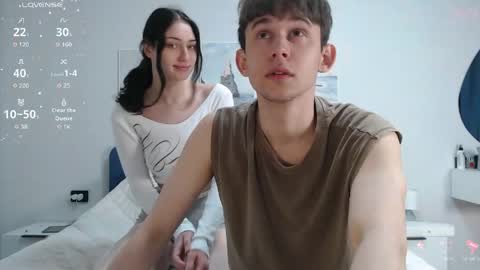 Noah and Sophie online show from 18, 4, 2026