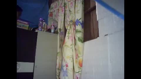 Snapshot of honeyvonz chatting on 15, 3, 2026 Merry online show from 15, 3, 2026