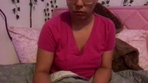 honeyyy89 online show from 2, 4, 2026