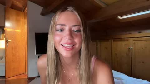 Honey online show from 18, 6, 2026