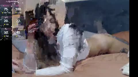 HoodHippy online show from 10, 11, 2025