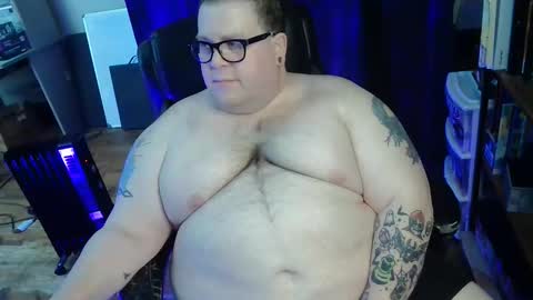 Snapshot of hoosierdaddyxl chatting on 6, 4, 2026 Sir online show from 6, 4, 2026