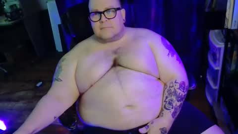 Snapshot of hoosierdaddyxl chatting on 10, 4, 2026 Sir online show from 10, 4, 2026