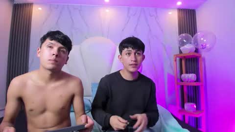 hoot_booys_ online show from 5, 3, 2026