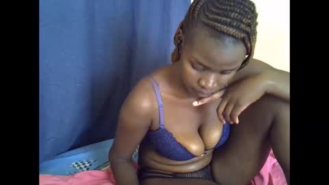 Snapshot of hope_terry chatting on 1, 3, 2025 hope_terry online show from 1, 3, 2025