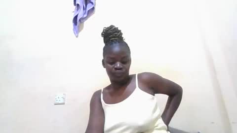 Snapshot of hope_terry chatting on 12, 11, 2025 hope_terry online show from 12, 11, 2025