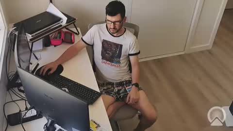 Snapshot of hopefulguy86 chatting on 15, 10, 2025 hopefulguy86 online show from 15, 10, 2025