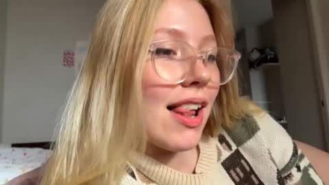 Audrey online show from 14, 9, 2025