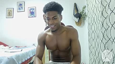 Snapshot of horneyguy2399 chatting on 30, 12, 2024 sugarbaby online show from 30, 12, 2024