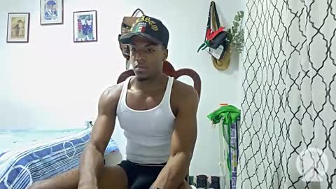 Snapshot of horneyguy2399 chatting on 31, 12, 2024 sugarbaby online show from 31, 12, 2024