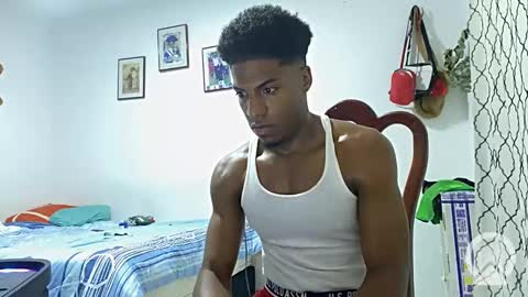 Snapshot of horneyguy2399 chatting on 6, 1, 2025 sugarbaby online show from 6, 1, 2025