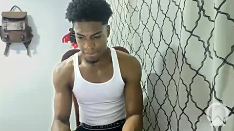 Snapshot of horneyguy2399 chatting on 14, 1, 2025 sugarbaby online show from 14, 1, 2025