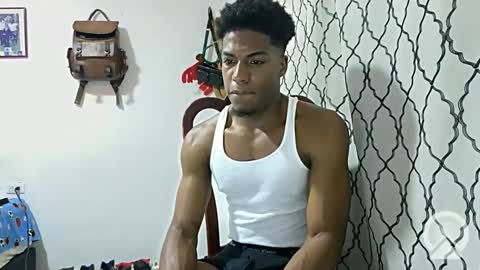 Snapshot of horneyguy2399 chatting on 15, 1, 2025 sugarbaby online show from 15, 1, 2025