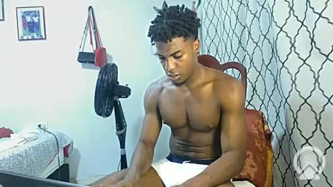 Snapshot of horneyguy2399 chatting on 8, 2, 2025 sugarbaby online show from 8, 2, 2025